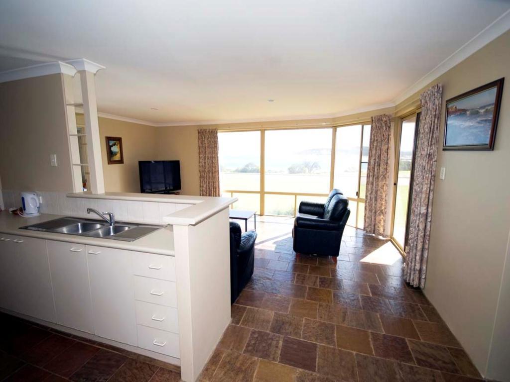 קלבארי Pelican Shore Oceanfront Villa 6 חדר תמונה