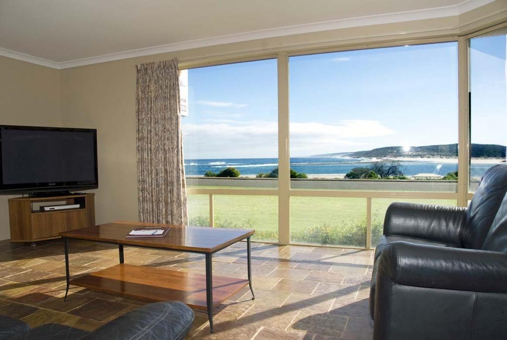 קלבארי Pelican Shore Oceanfront Villa 6 חדר תמונה